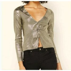 Topshop Women's Top Small 6 Cropped Gold Foil Blouse twist Knot V Neck NWT